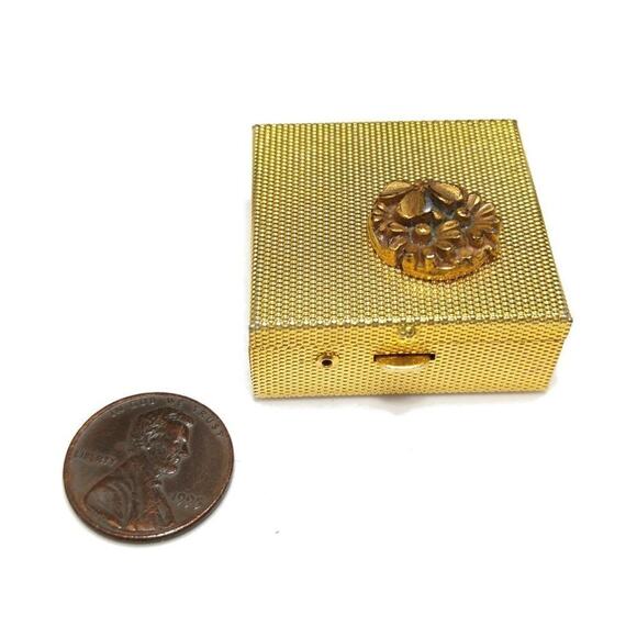 Vintage Flower Pill Box, Textured Gold Tone, Push Button Clasp, 1 3/8 Inches - Picture 6 of 10